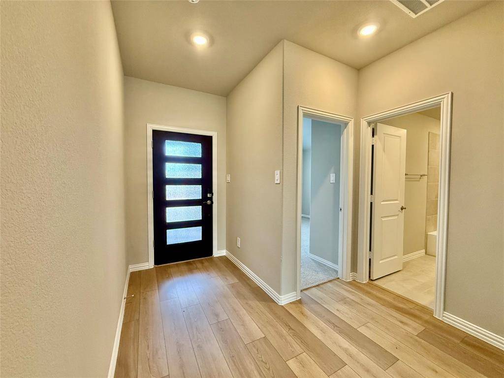 Sherman, TX 75092,2104 Rannoch Street