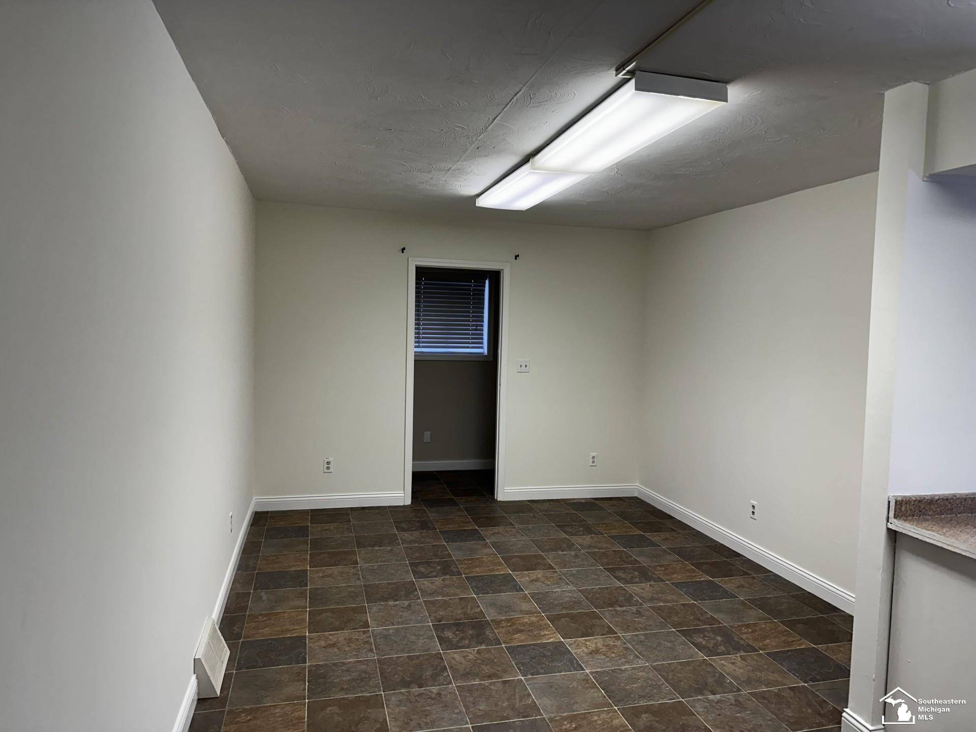 Newport, MI 48166,8736 SWAN CREEK RD