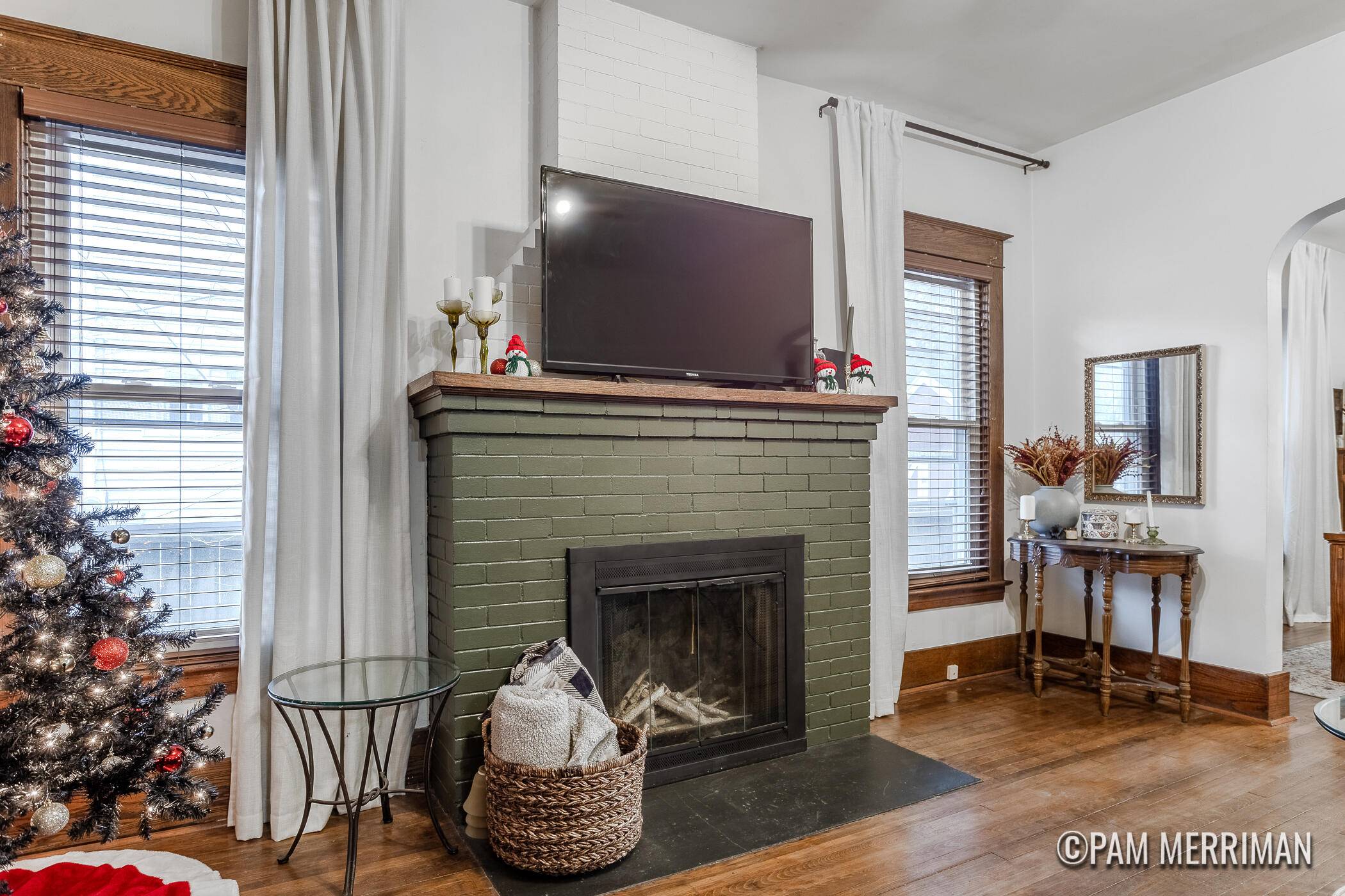 Grand Rapids, MI 49504,306 Valley AVE NW