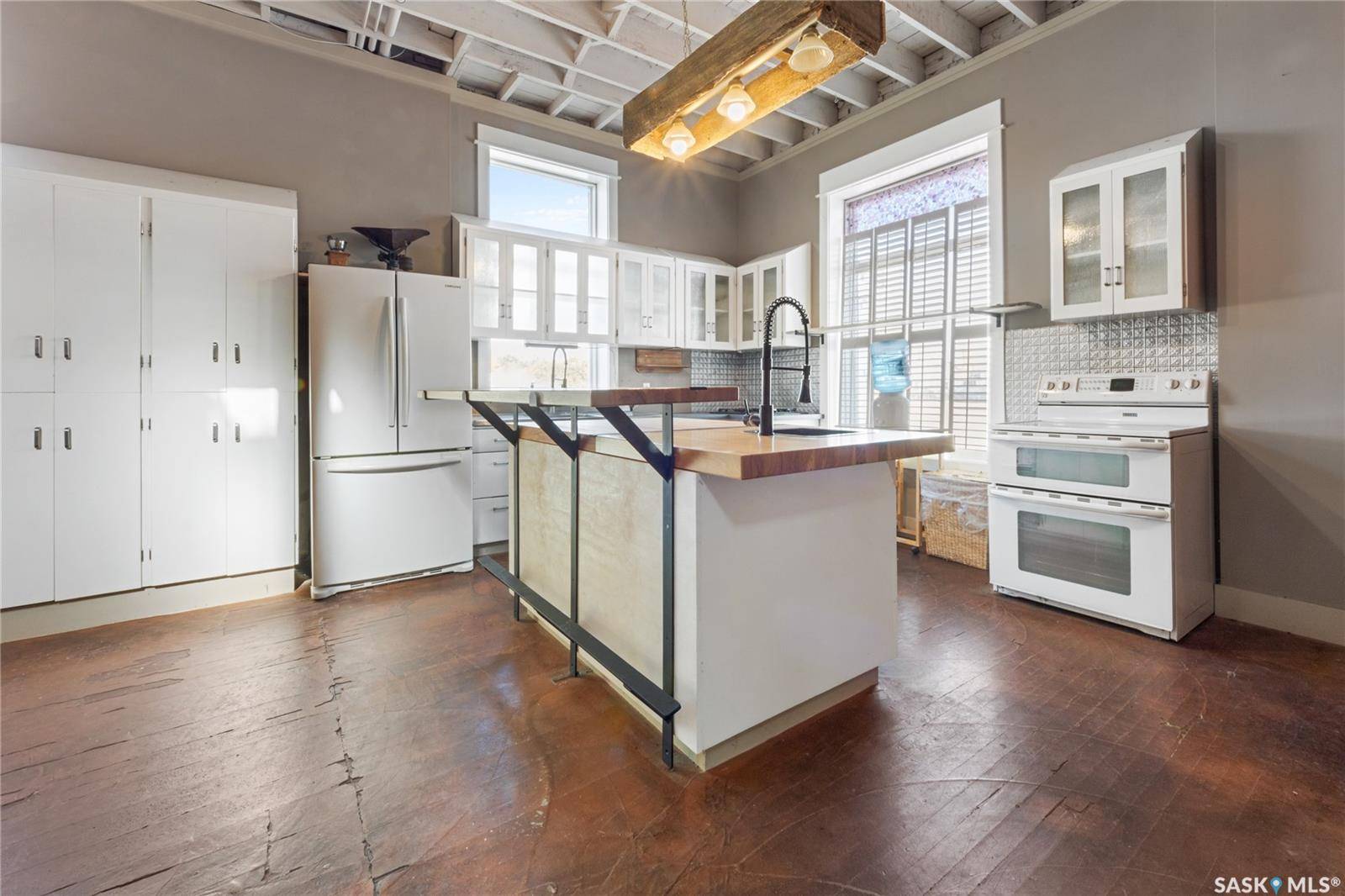 Perdue, SK S0K 3C0,1002 9th STREET