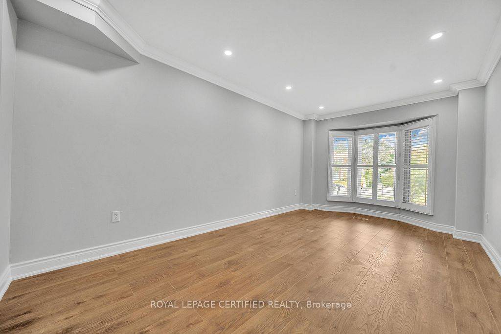 Mississauga, ON L5N 5C5,6062 Prairie CIR