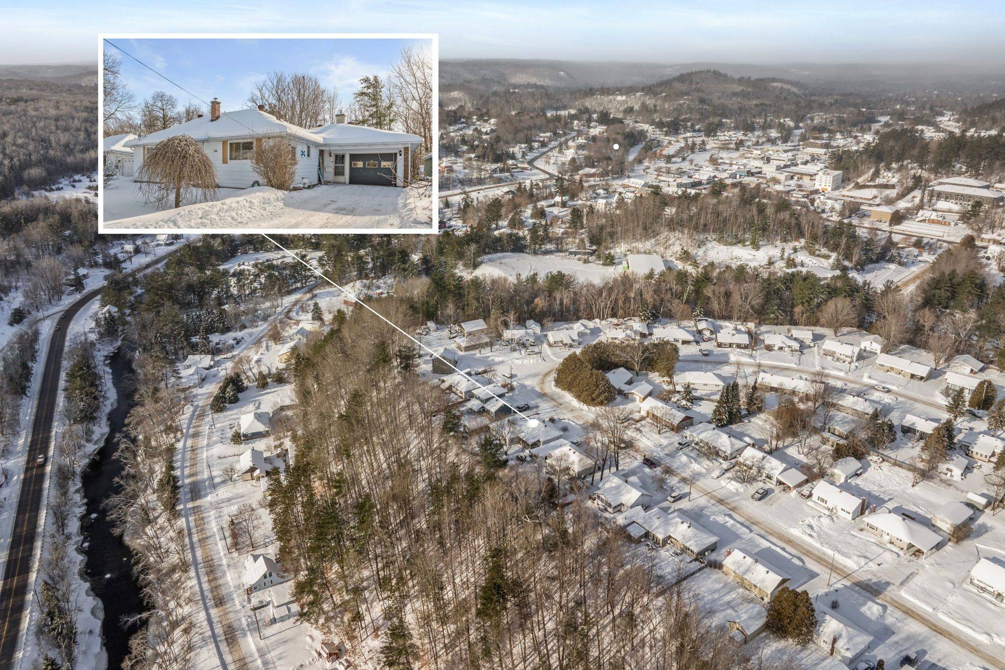 Bancroft, ON K0L 1C0,64 Johnston CRES