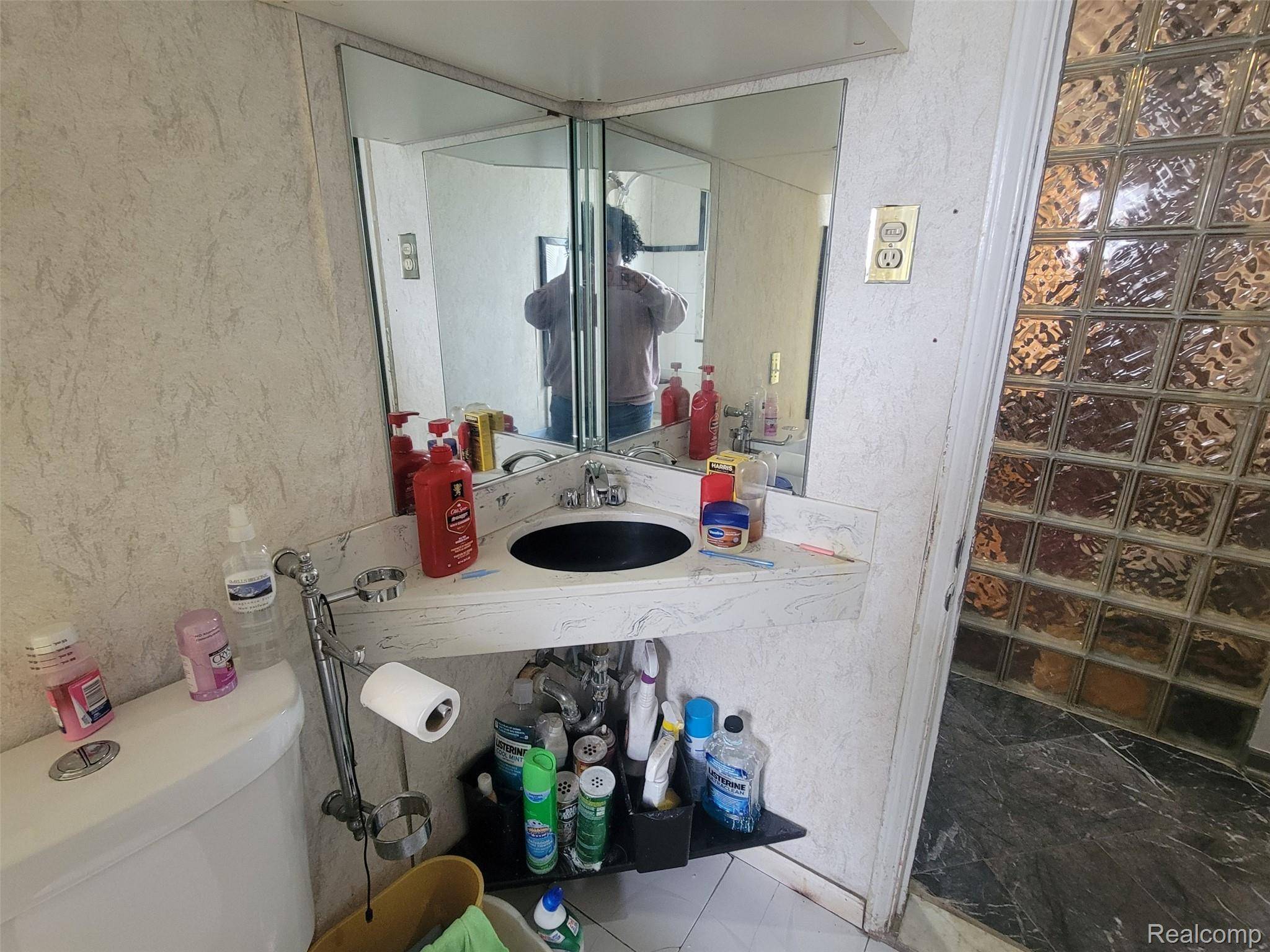 Detroit, MI 48221,20047 Monte Vista ST