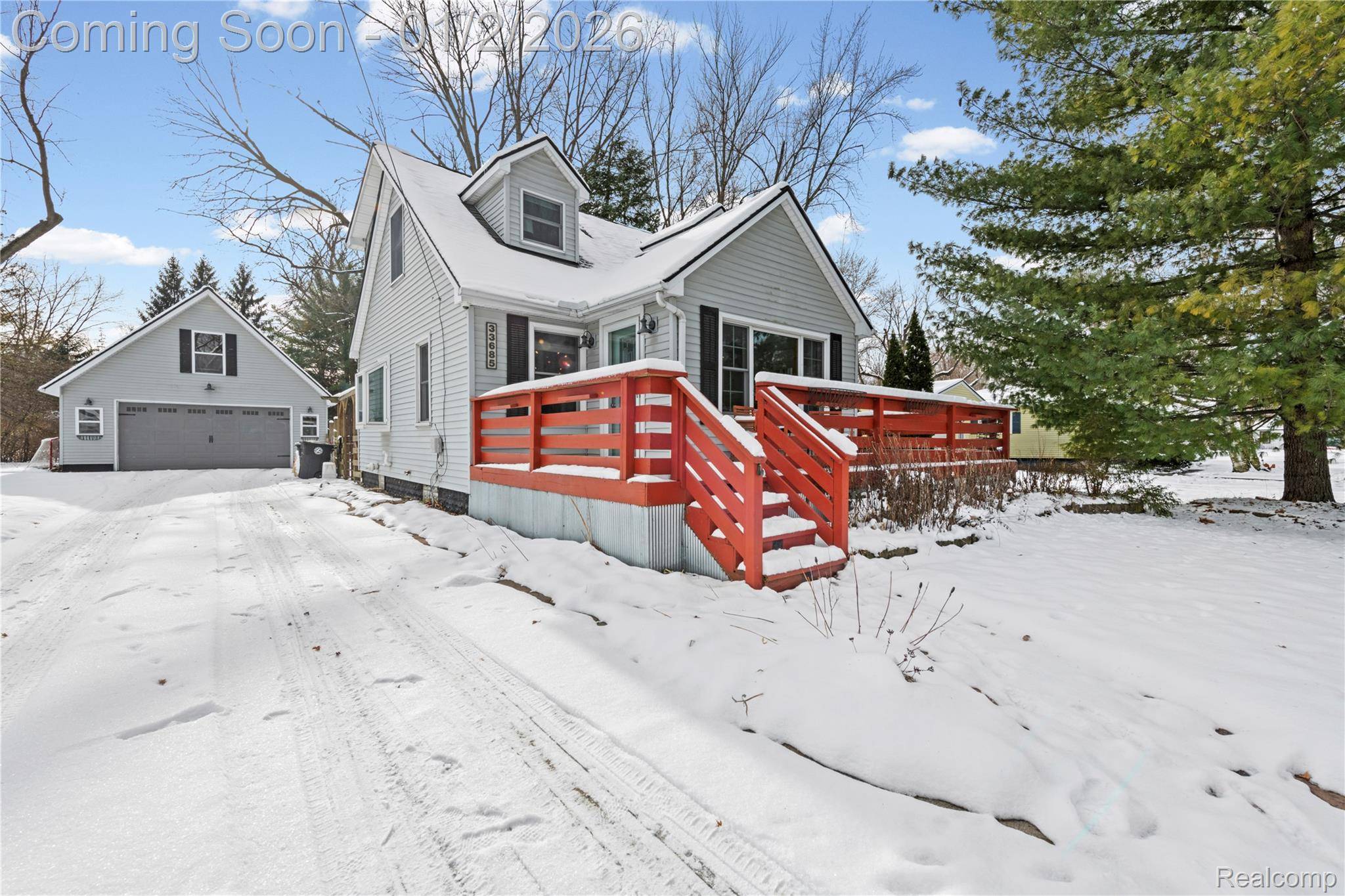 Livonia, MI 48150,33685 Orangelawn ST