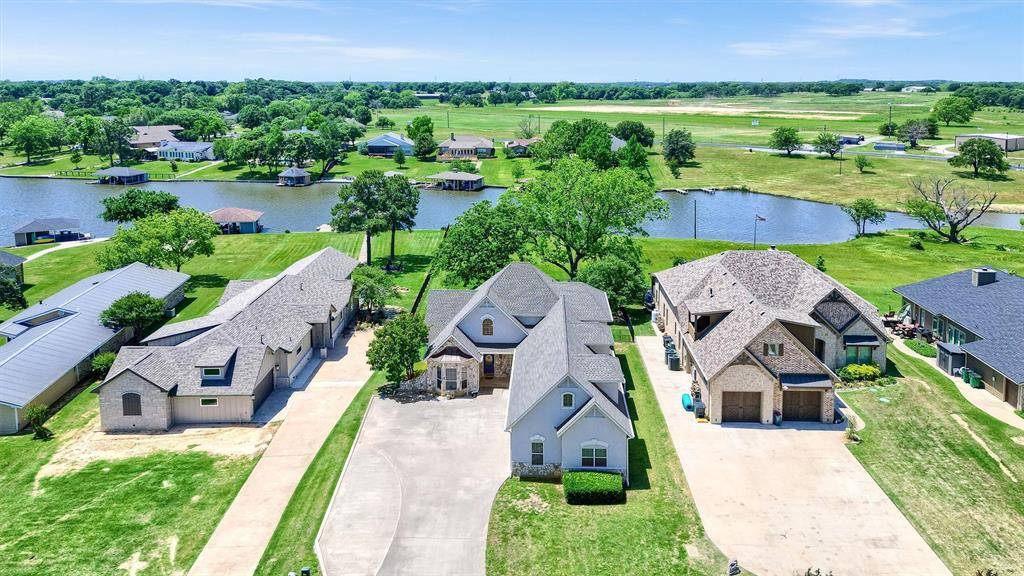 Lake Kiowa, TX 76240,615 Kiowa Drive W