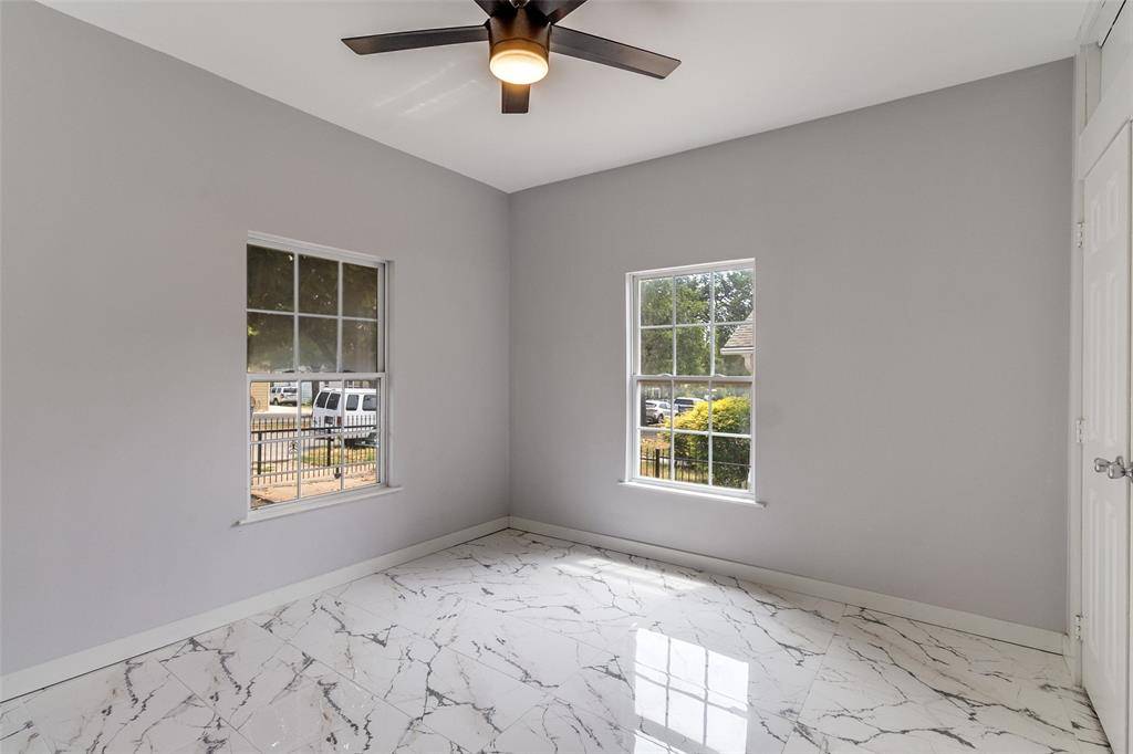 Dallas, TX 75208,729 S Waverly Drive