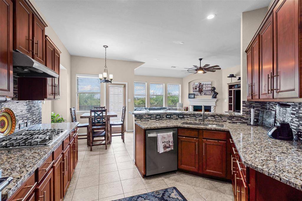 Fort Worth, TX 76131,784 Red Elm Lane