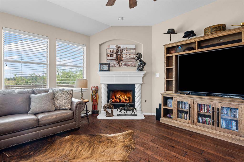 Fort Worth, TX 76131,784 Red Elm Lane