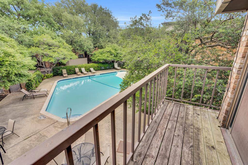 Dallas, TX 75206,6040 Birchbrook Drive #236