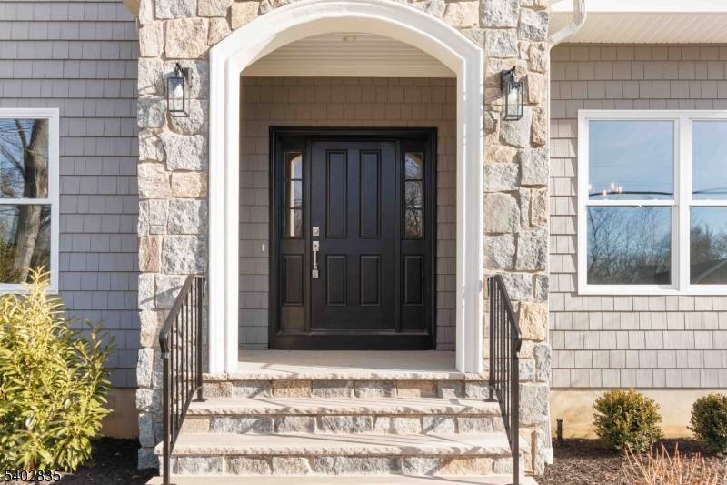 Mount Olive Twp., NJ 07828,21 Mount Olive Rd