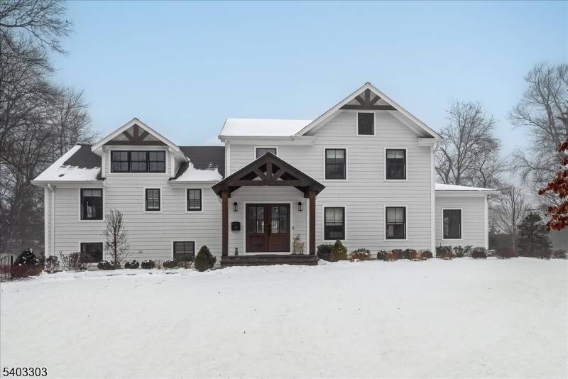 Madison Boro, NJ 07940,35 Winding Way