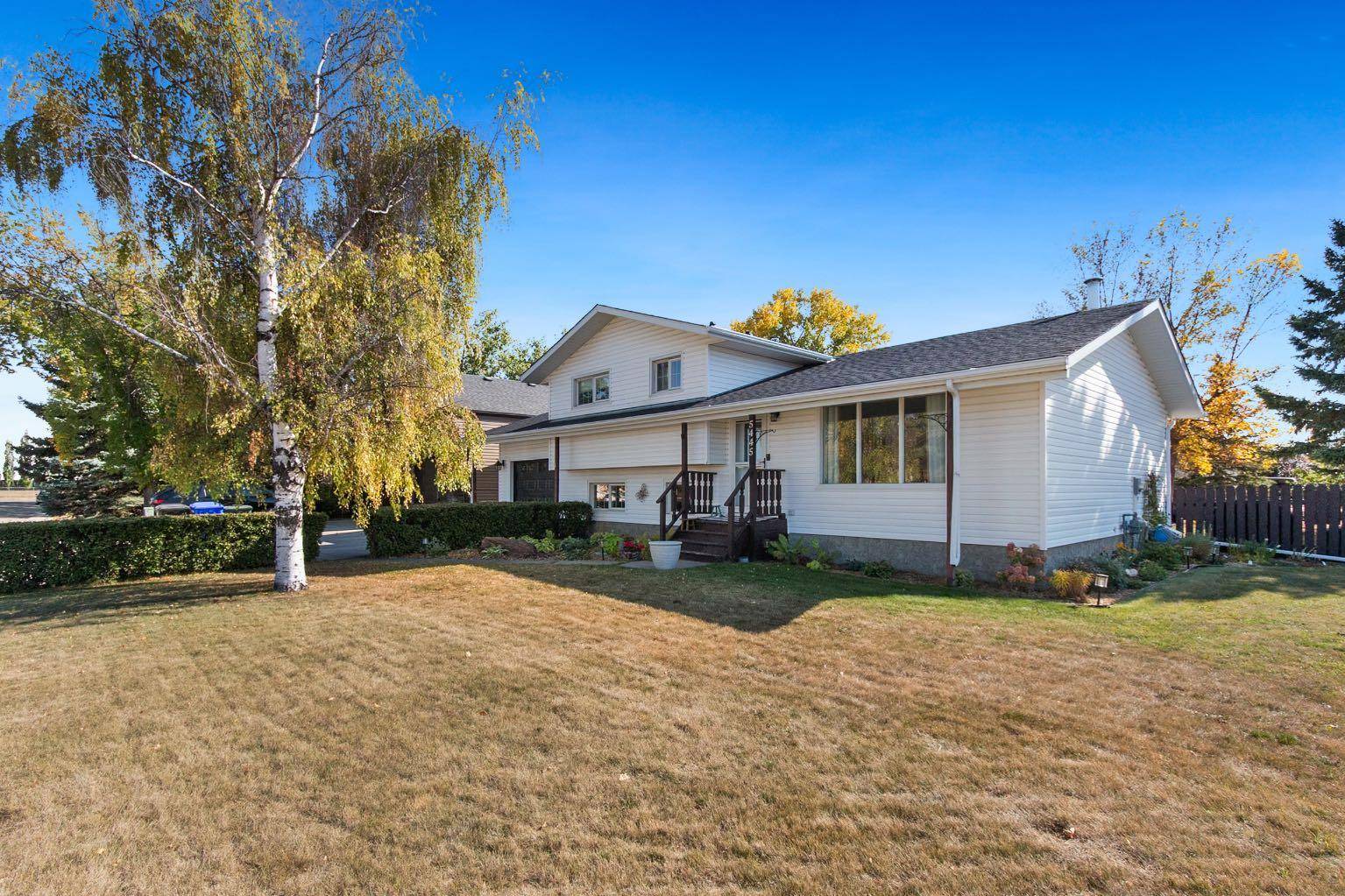 Olds, AB T4H 1J6,5445 56 ST