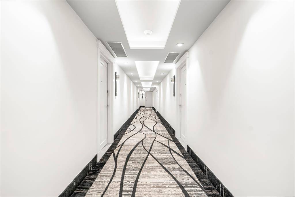 Hallandale Beach, FL 33009,3180 S Ocean Dr #517