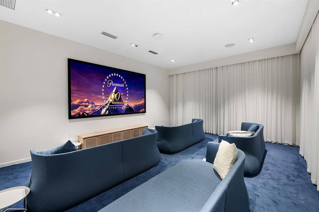 Fort Lauderdale, FL 33304,401 N Birch Rd #607