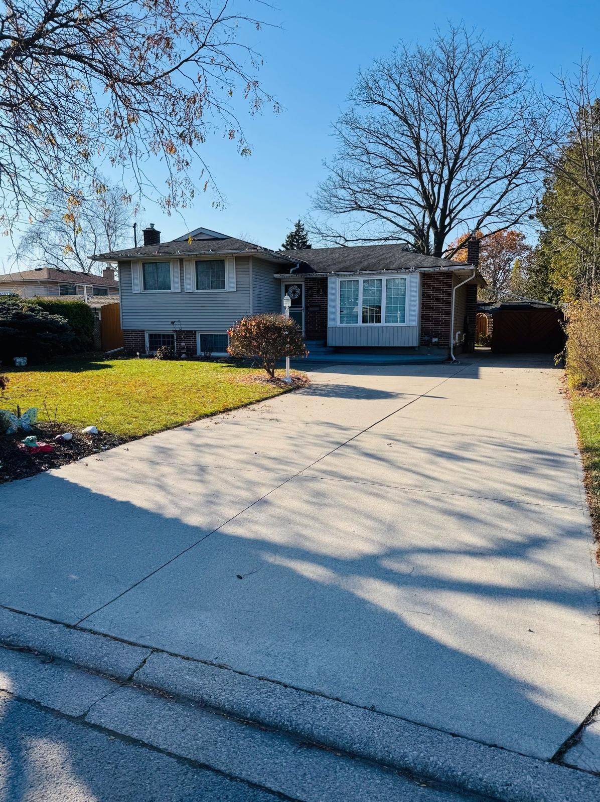 St. Catharines, ON L2M 1M1,3 NOELLE DR