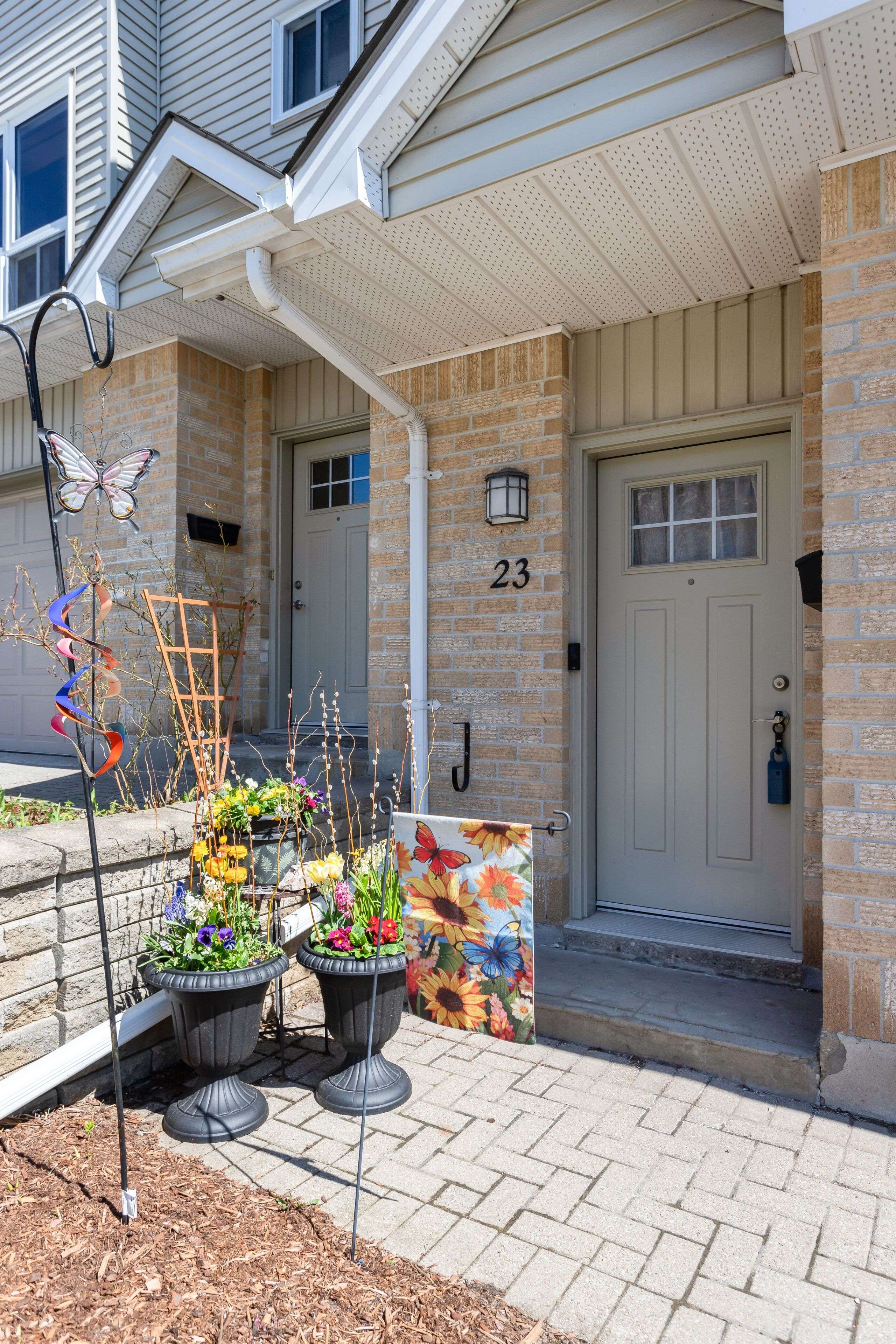 London East, ON N5V 4R5,536 Third ST #23