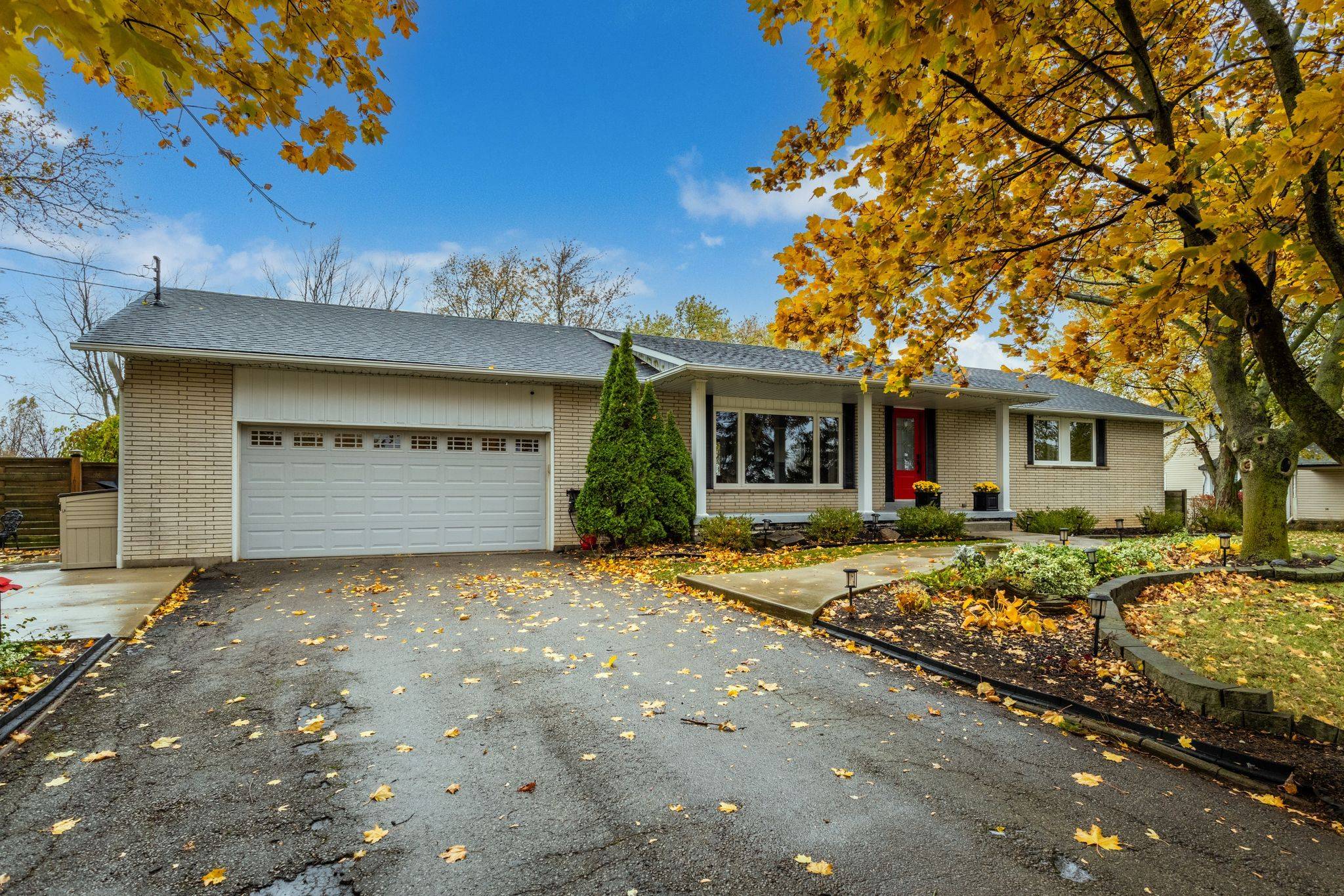 Hamilton, ON L0R 1C0,2116 Binbrook RD E