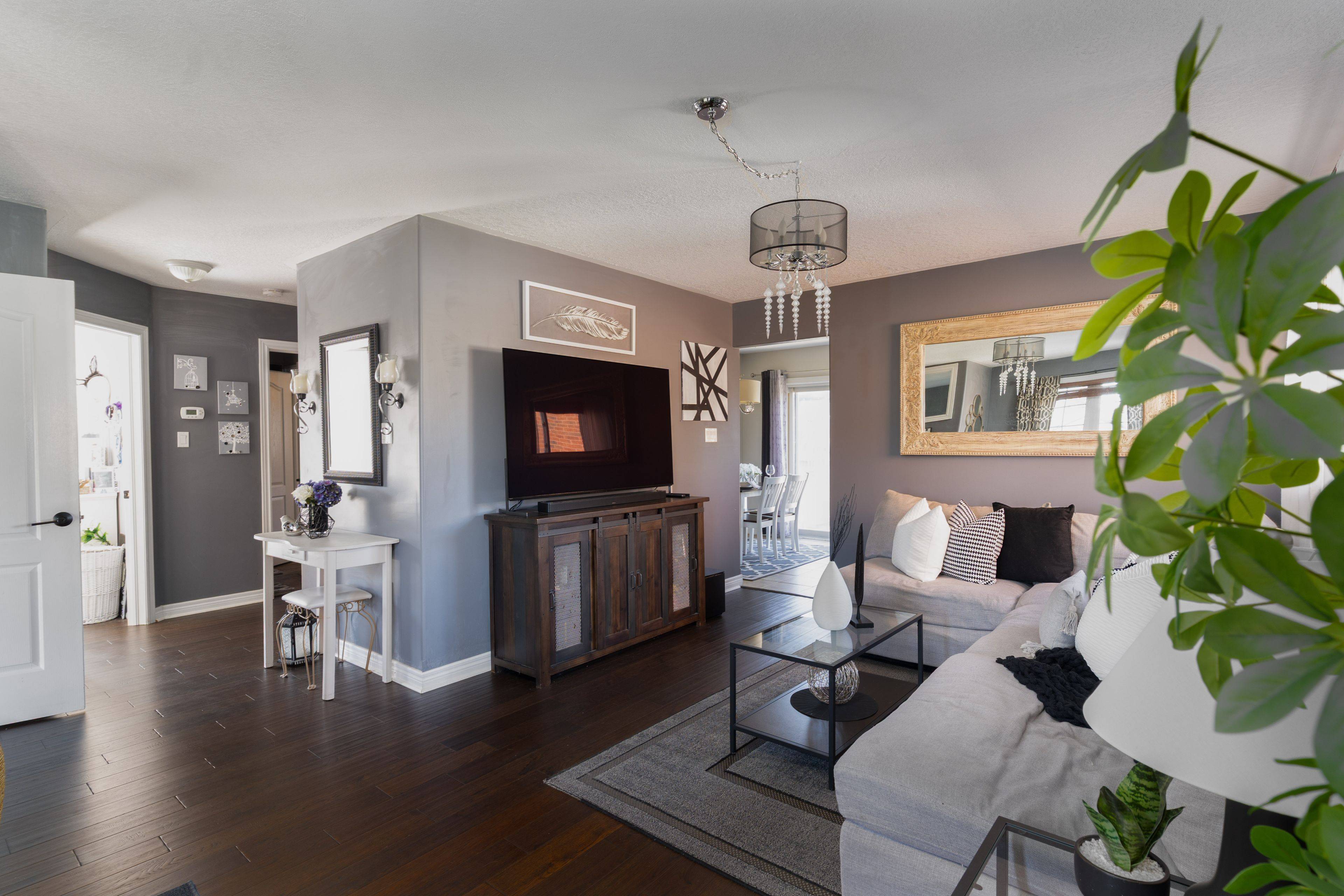 Kawartha Lakes, ON K9V 0A6,99 SWEETNAM DR