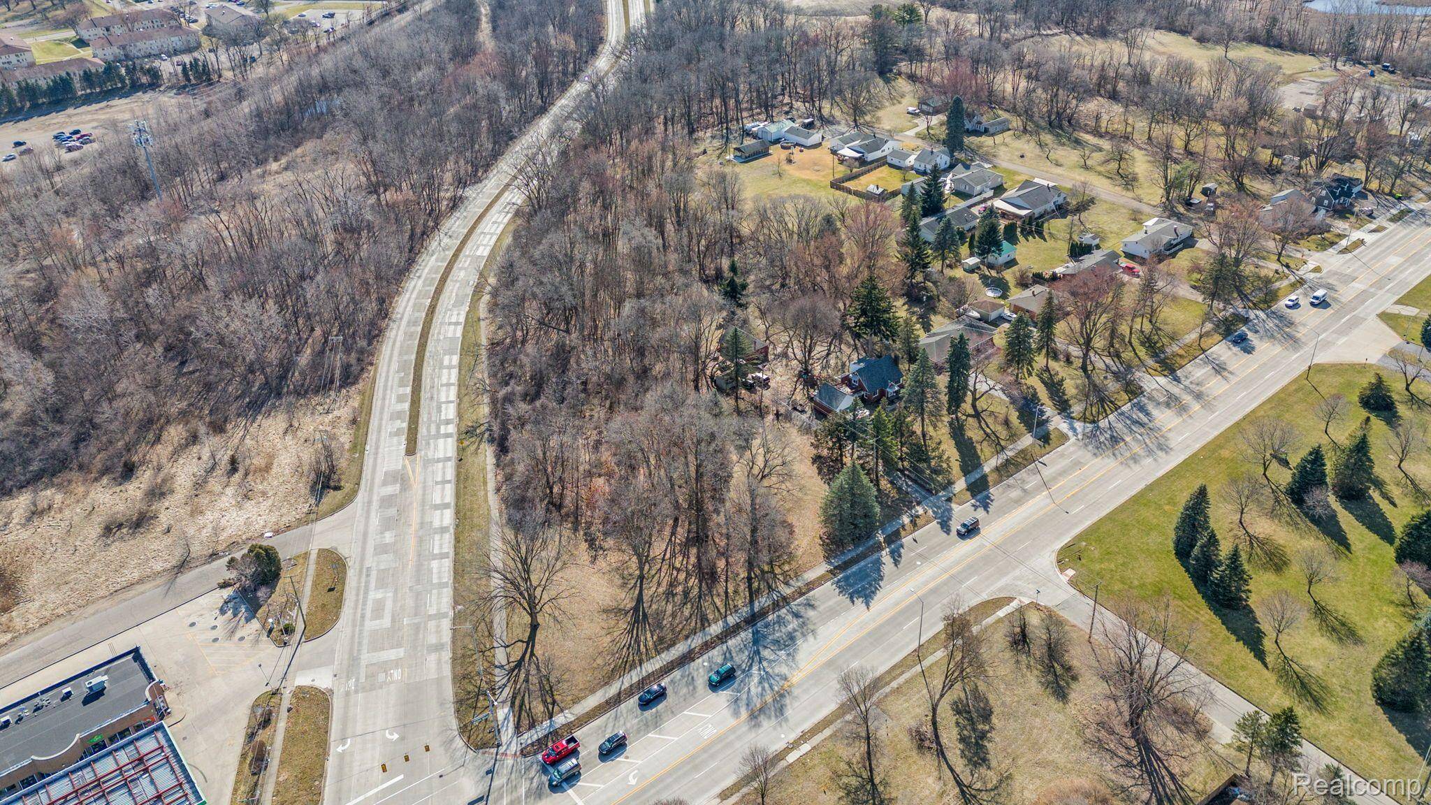 Pontiac, MI 48340,405 W WALTON BLVD