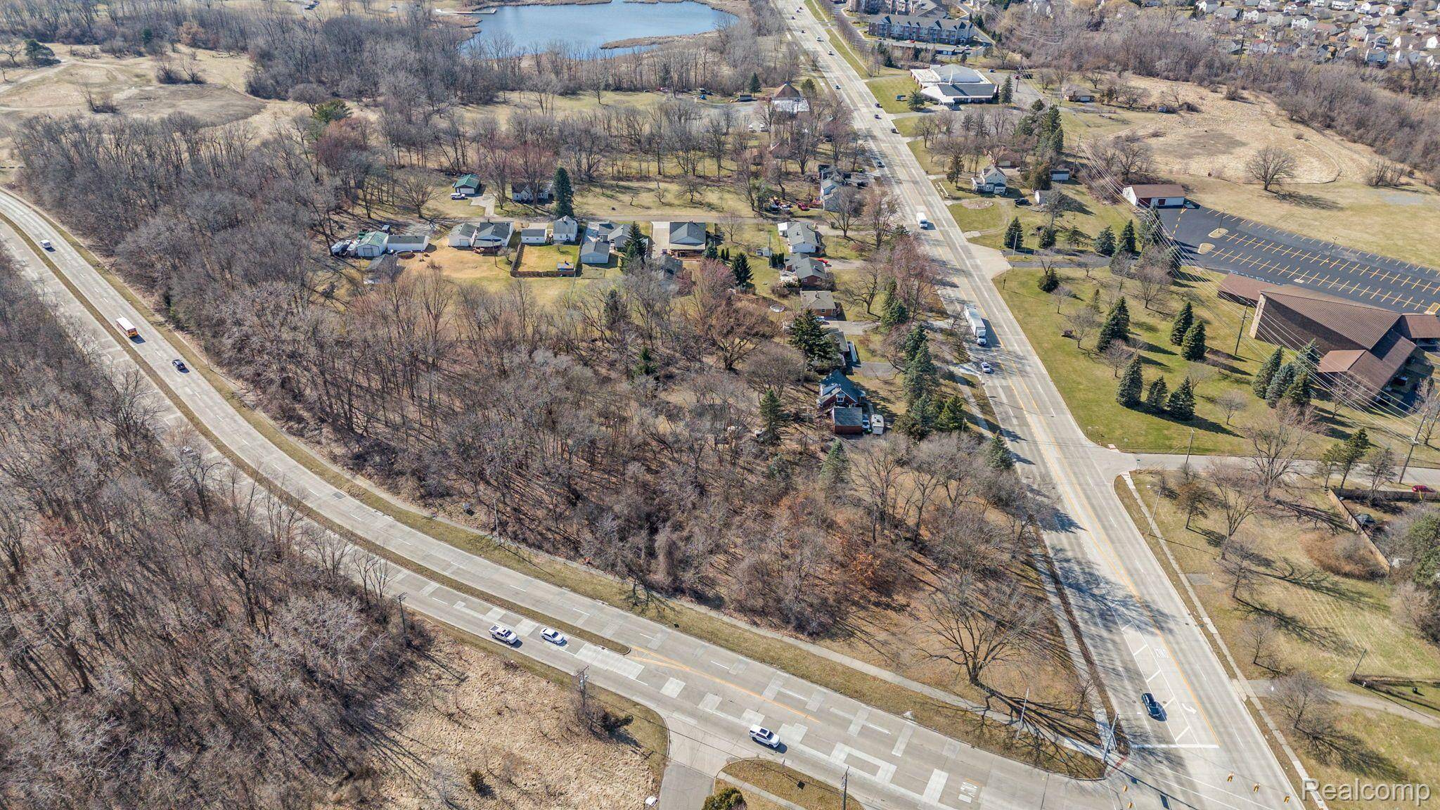 Pontiac, MI 48340,405 W WALTON BLVD