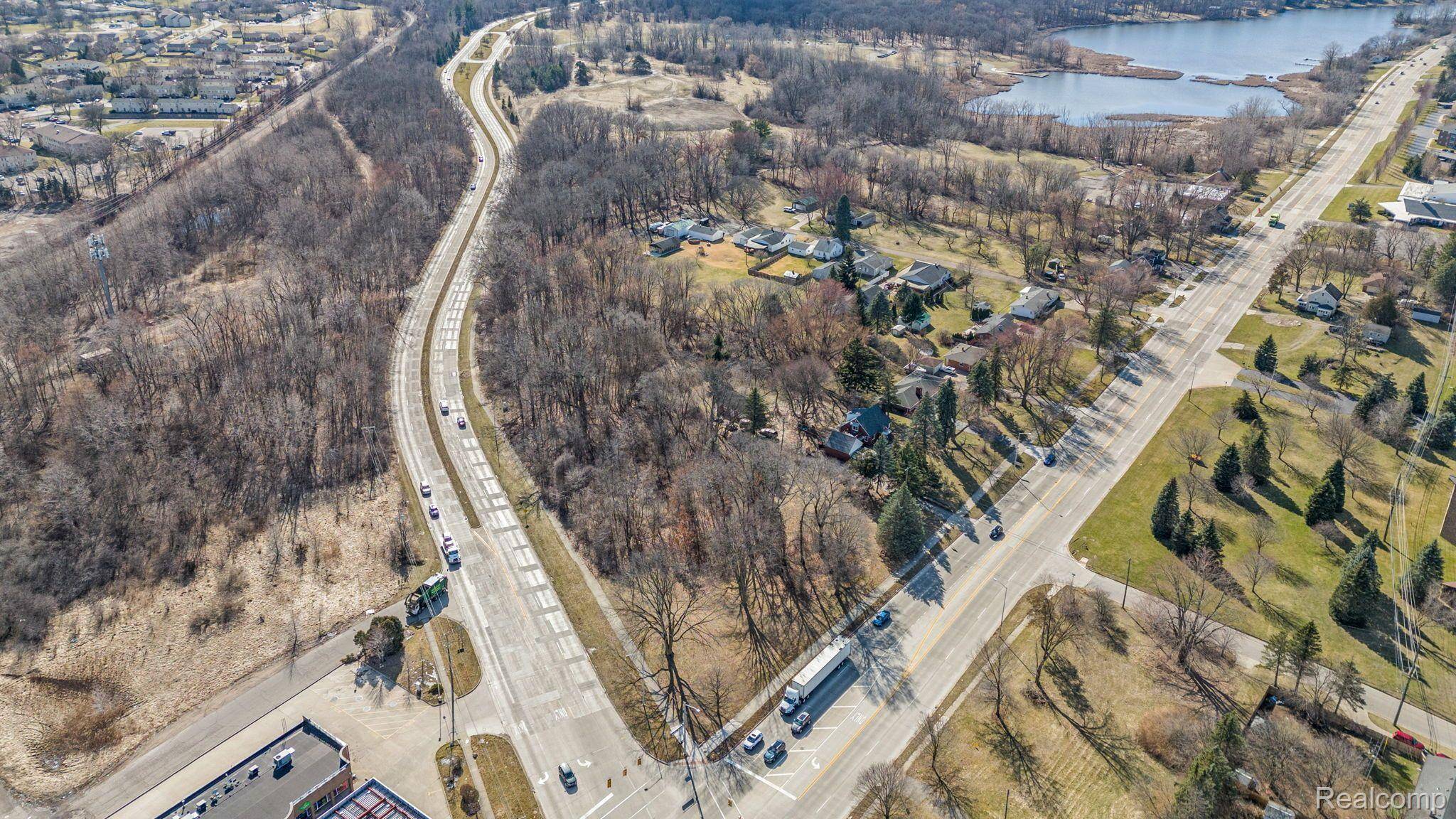 Pontiac, MI 48340,405 W WALTON BLVD