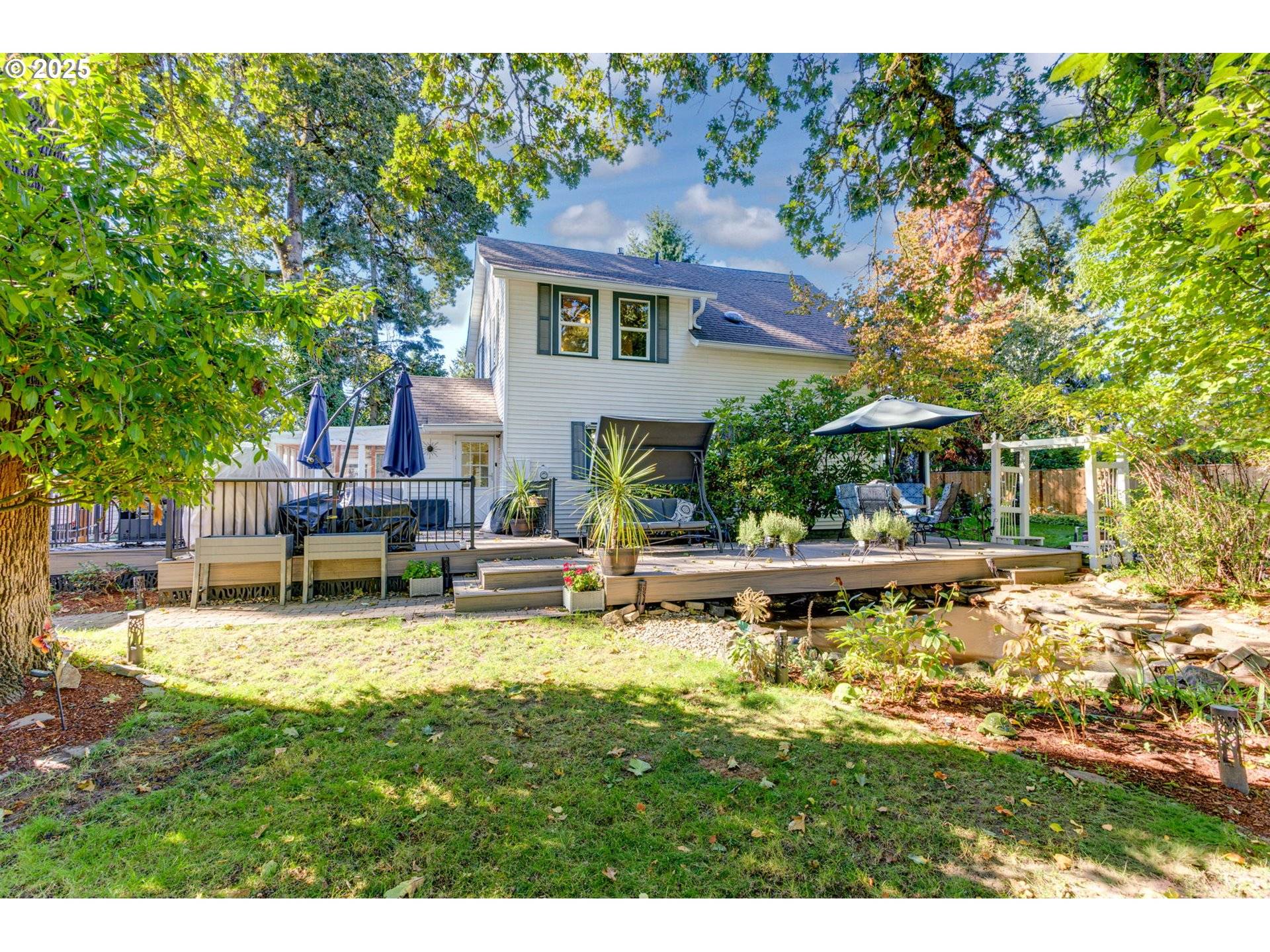 Hillsboro, OR 97123,165 SE 33RD AVE