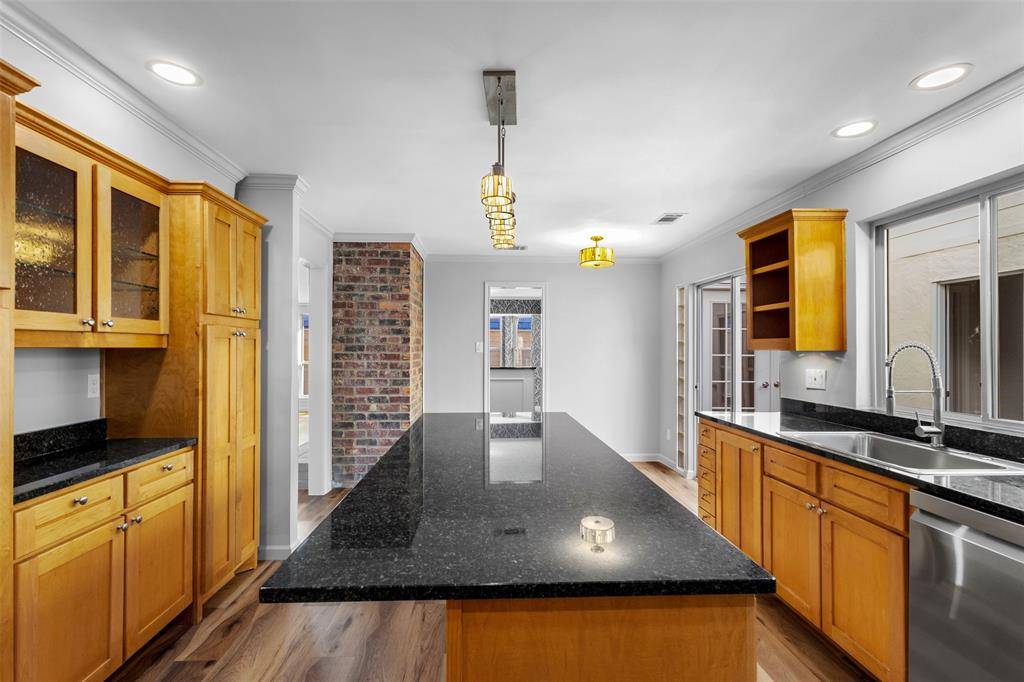 Dallas, TX 75231,8115 Old Moss Road