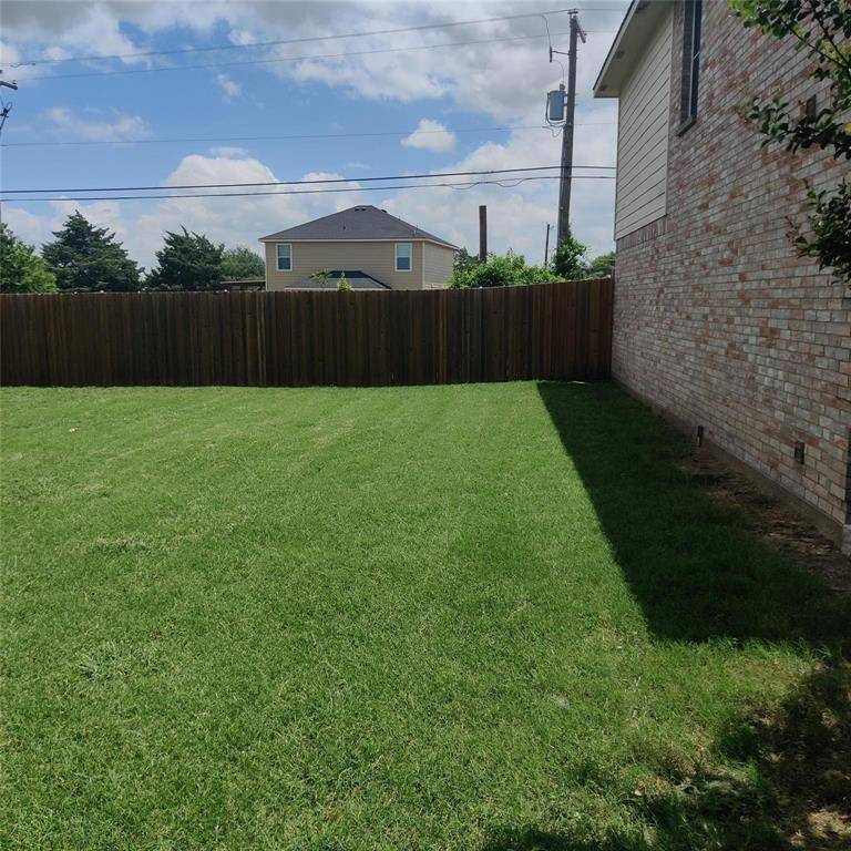 Waxahachie, TX 75165,222 Chesterfield Circle