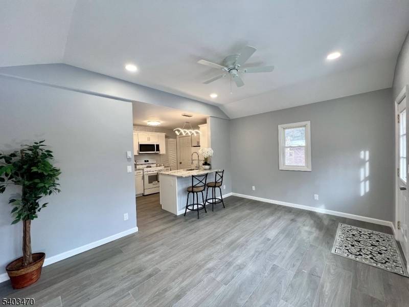 Hopatcong Boro, NJ 07843,50 Coolidge Trl