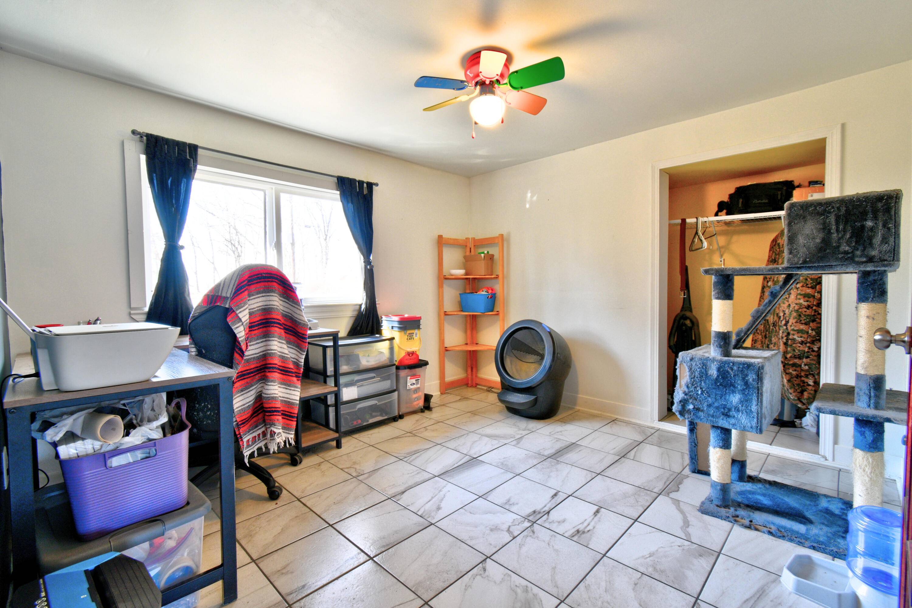 Fowlerville, MI 48836,323 S Truhn RD