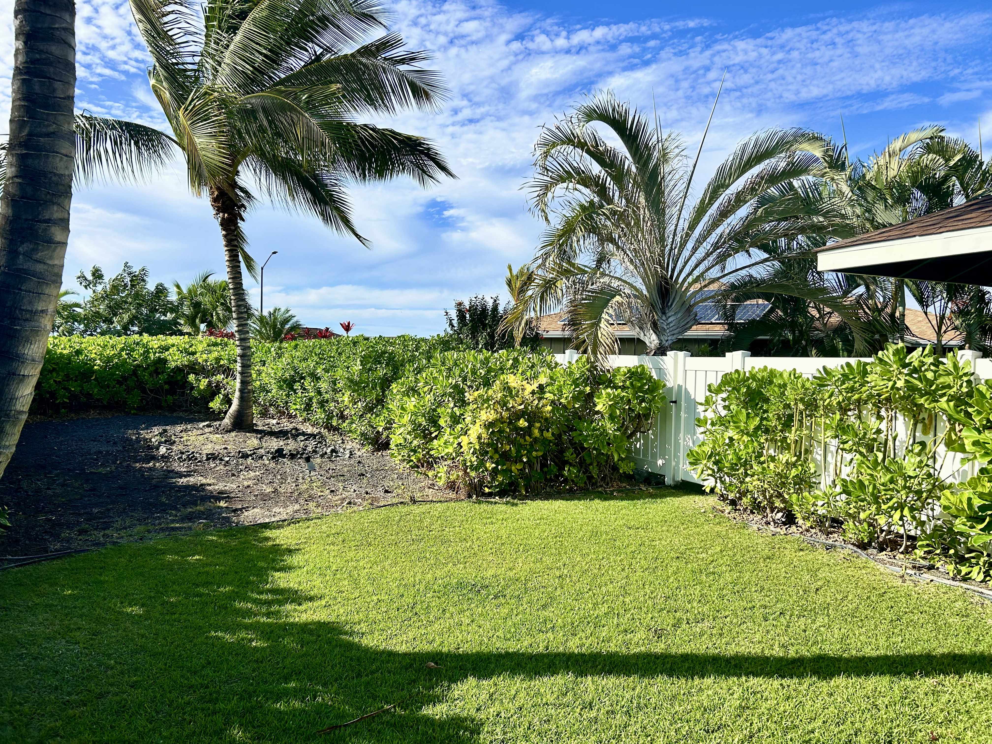 Kailua-kona, HI 96740,73-1060 KUULEIALOHA CIRCLE