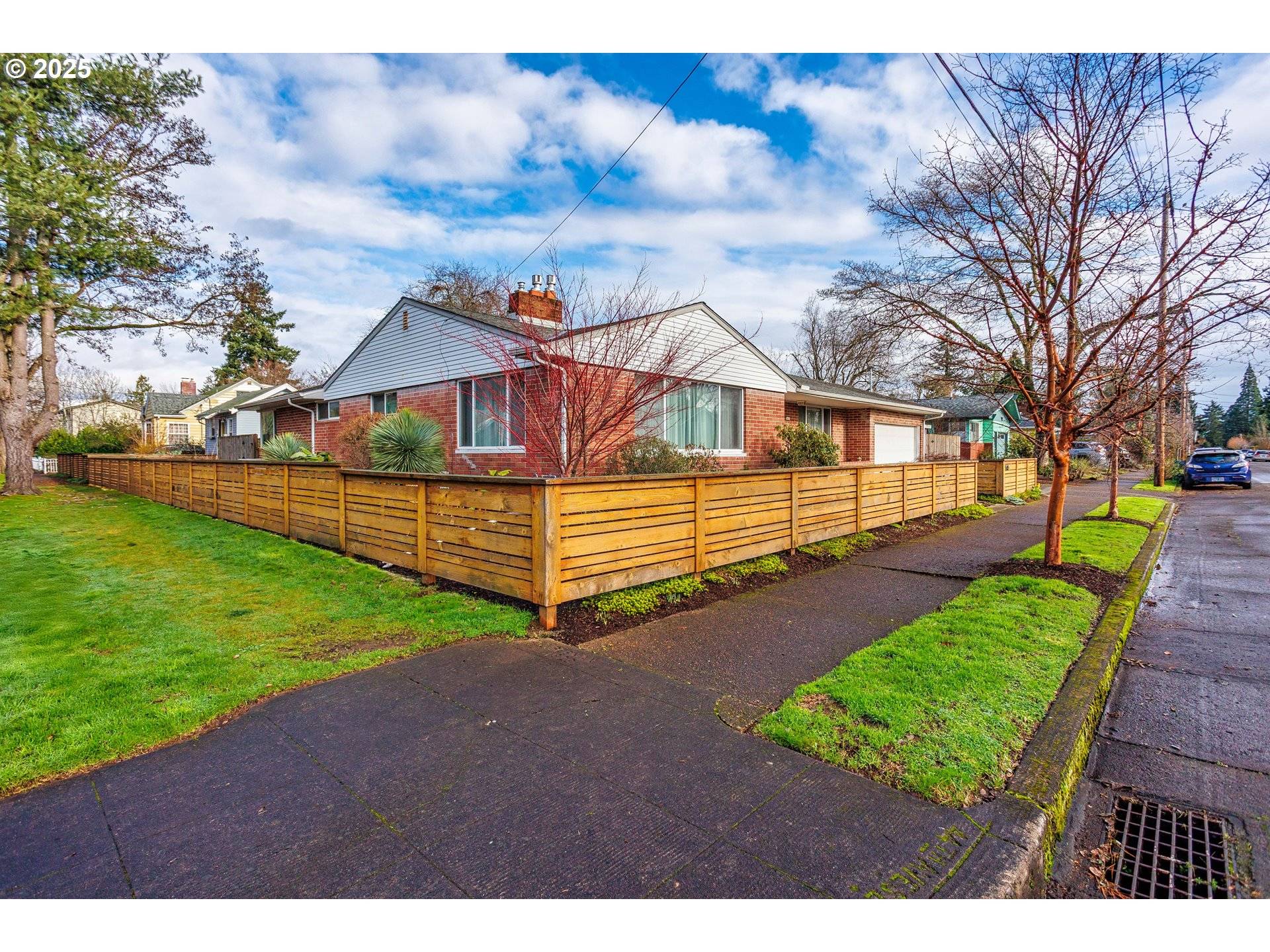 Portland, OR 97206,5405 SE MALL ST