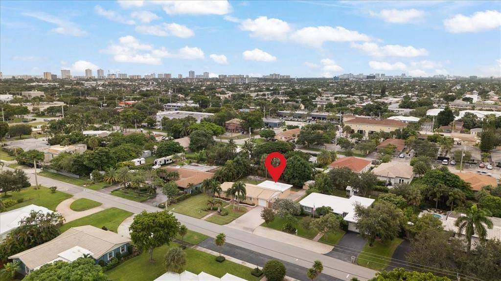 Pompano Beach, FL 33060,724 NE 2nd St