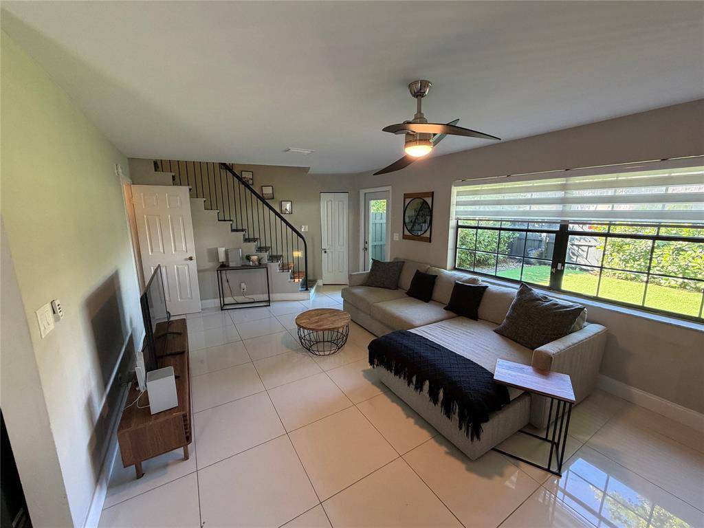 Wilton Manors, FL 33334,608 NE 29th Dr #1