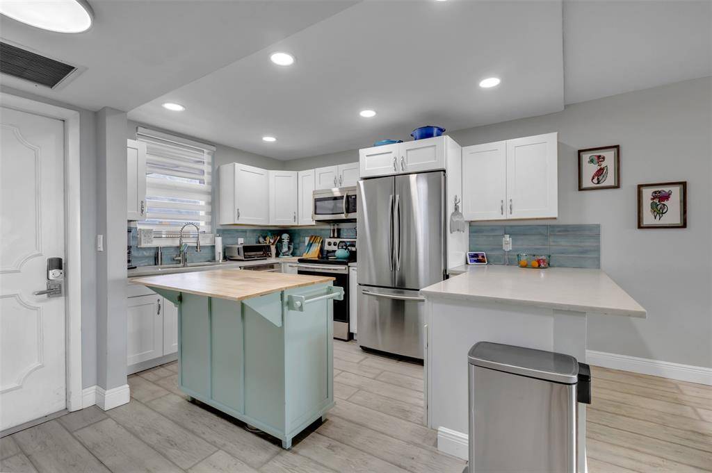 Fort Lauderdale, FL 33308,3100 NE 49th St #503