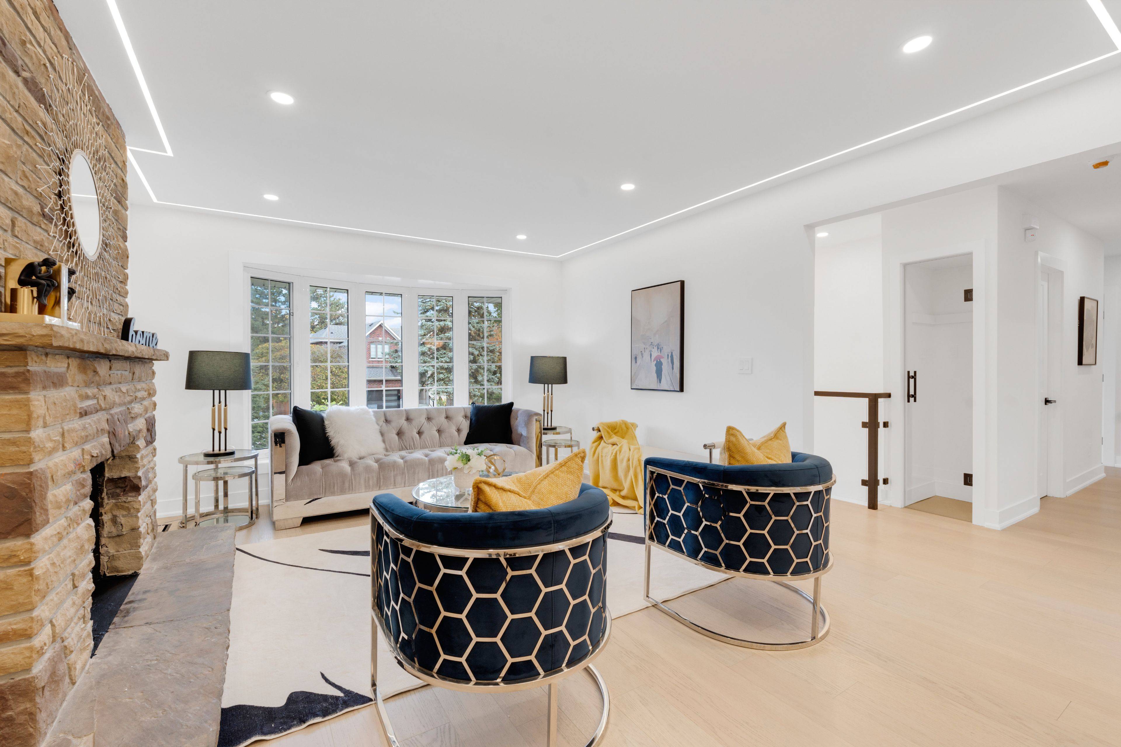 Markham, ON L3T 2K3,14 Henderson AVE