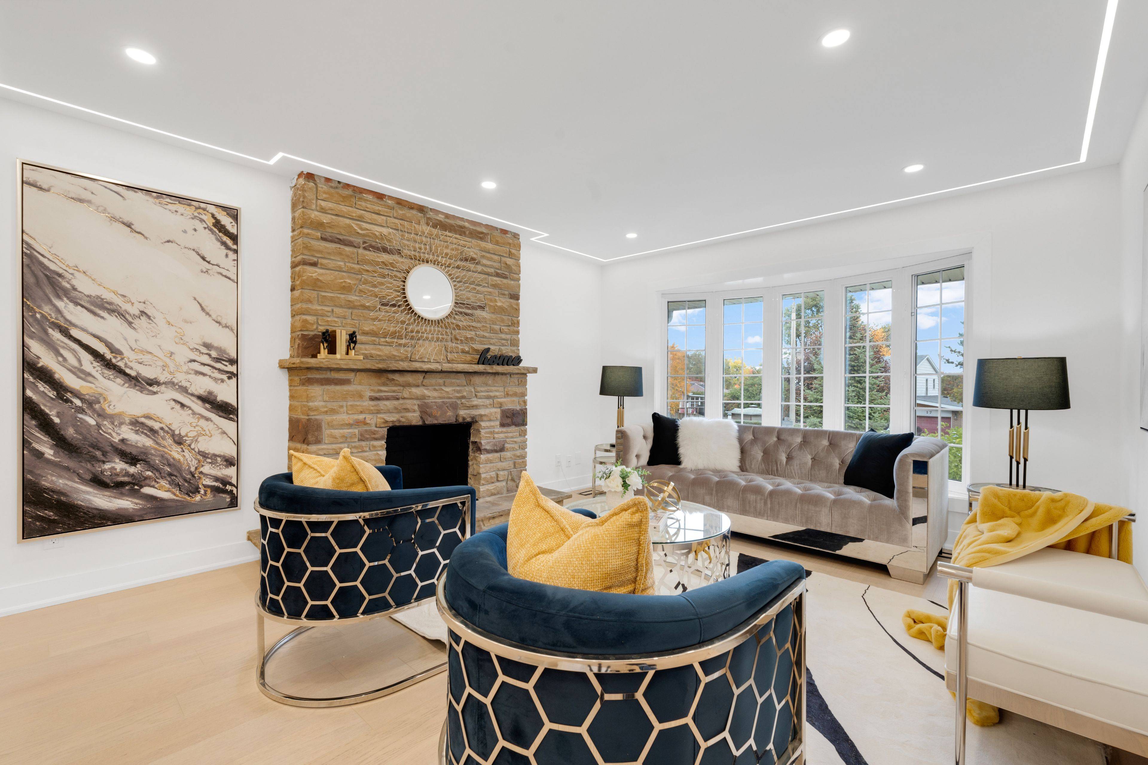 Markham, ON L3T 2K3,14 Henderson AVE