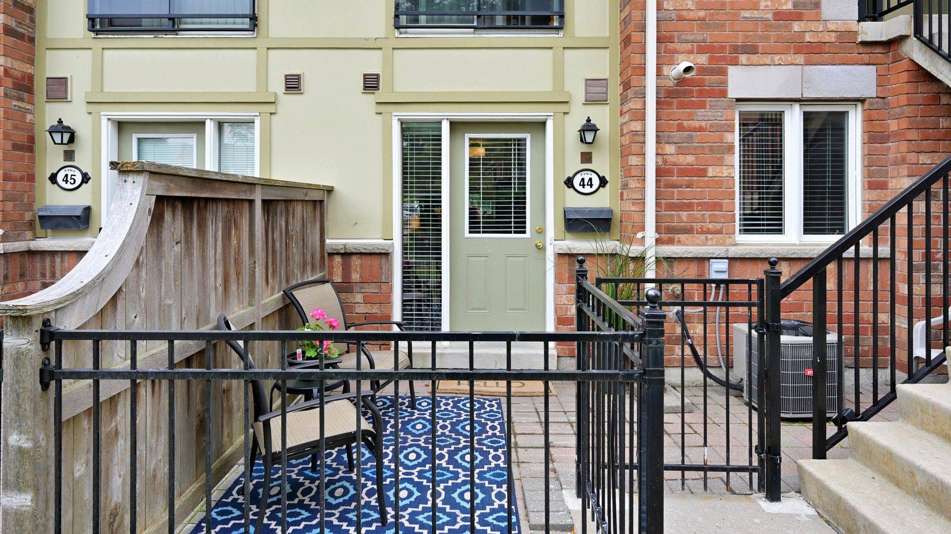 Markham, ON L6E 0B8,2265 Bur Oak AVE #44