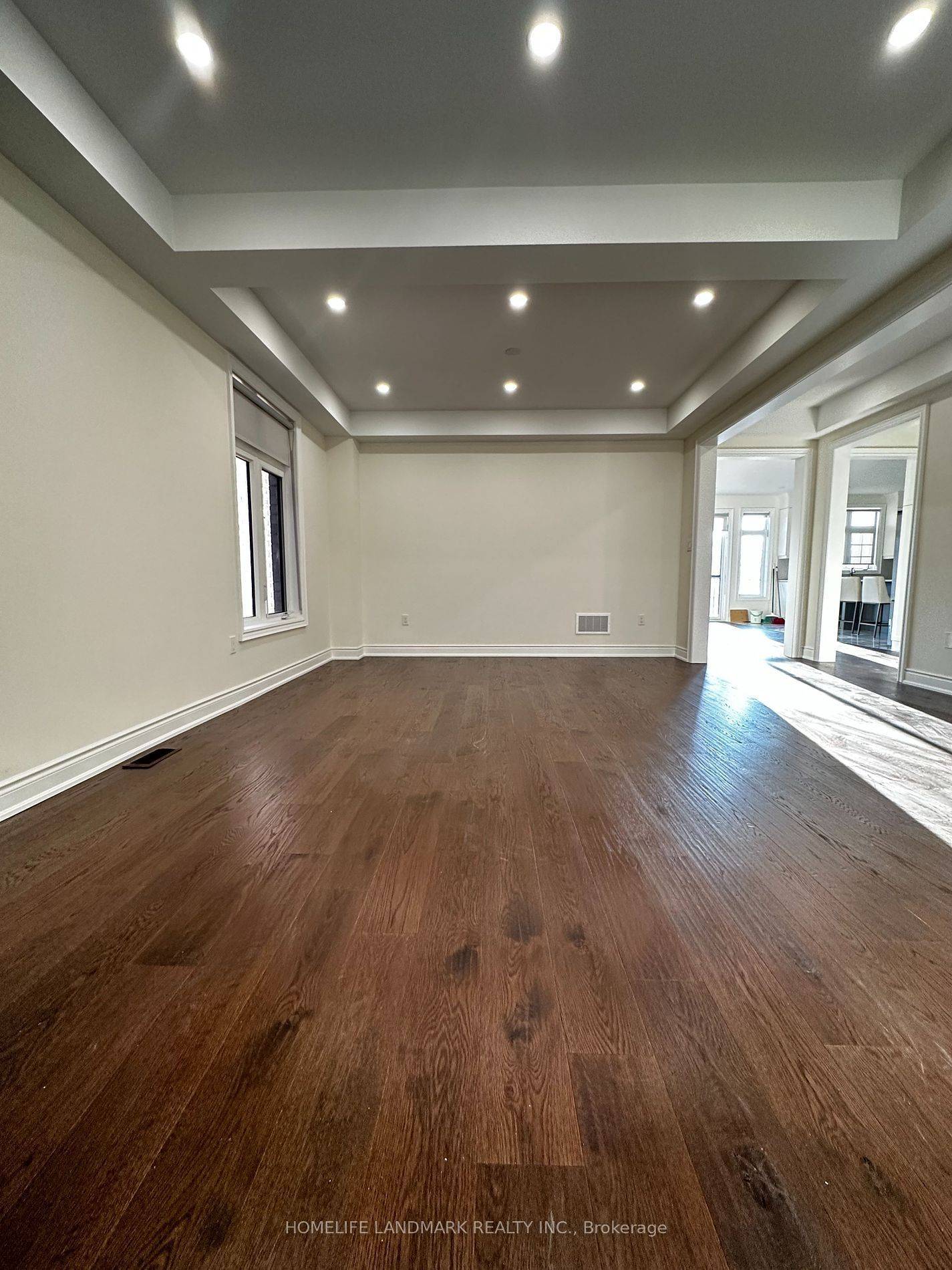 East Gwillimbury, ON L9N 0W5,36 Upbound CT