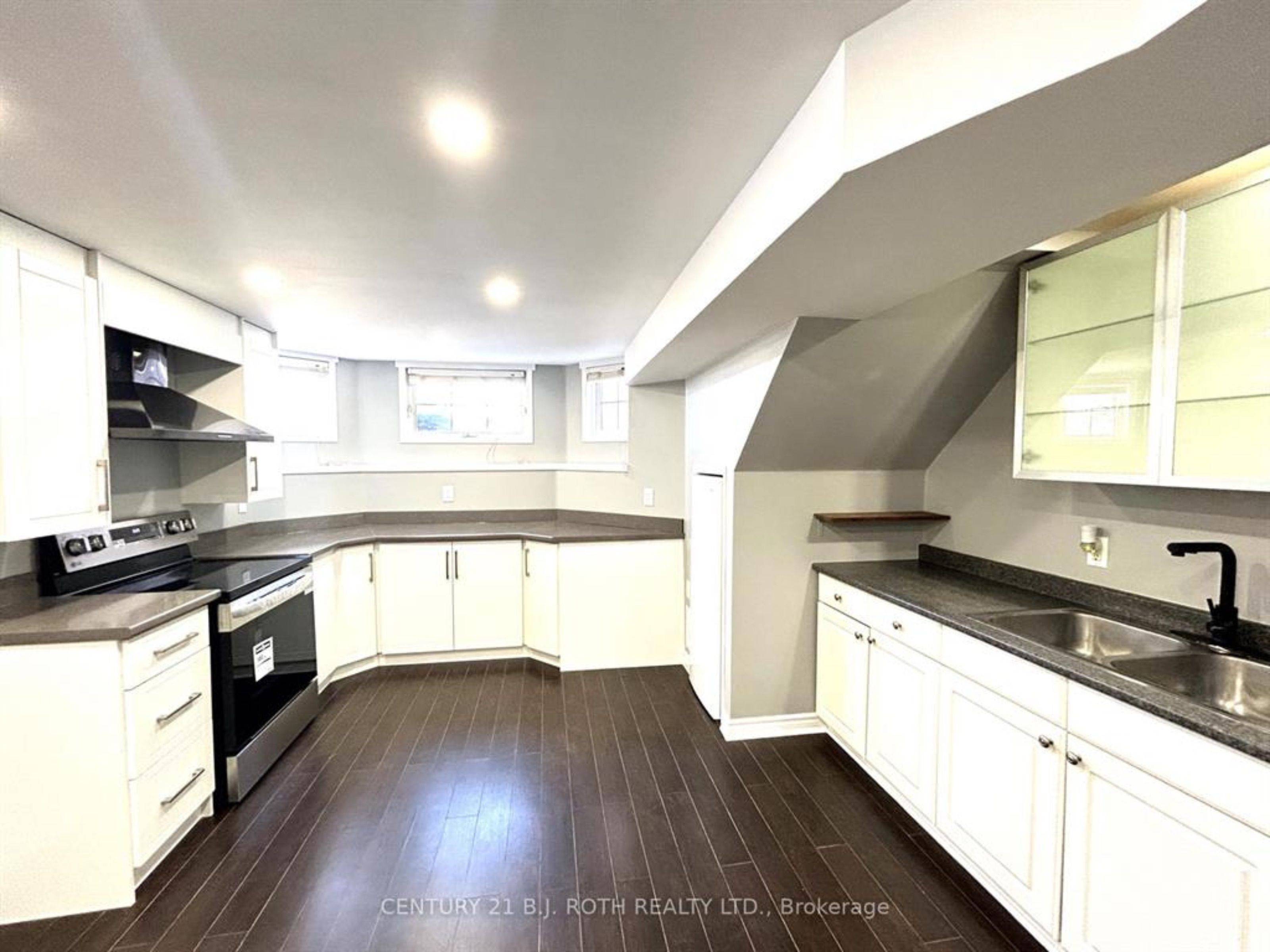 Barrie, ON L4M 6Y8,140 Monique CRES #Lower