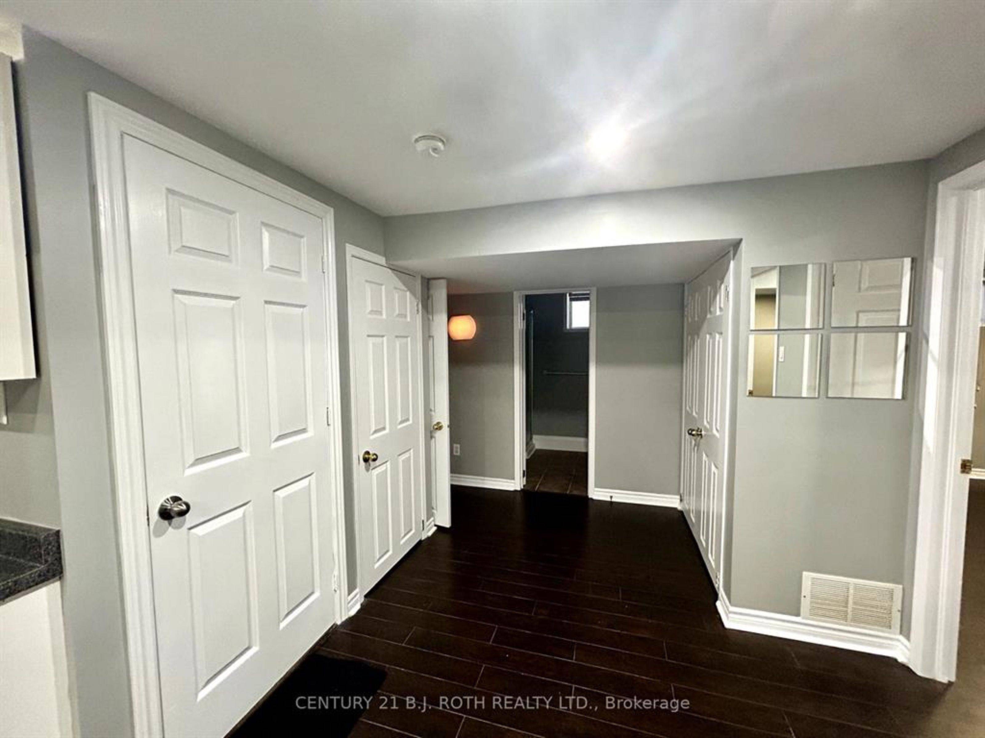 Barrie, ON L4M 6Y8,140 Monique CRES #Lower