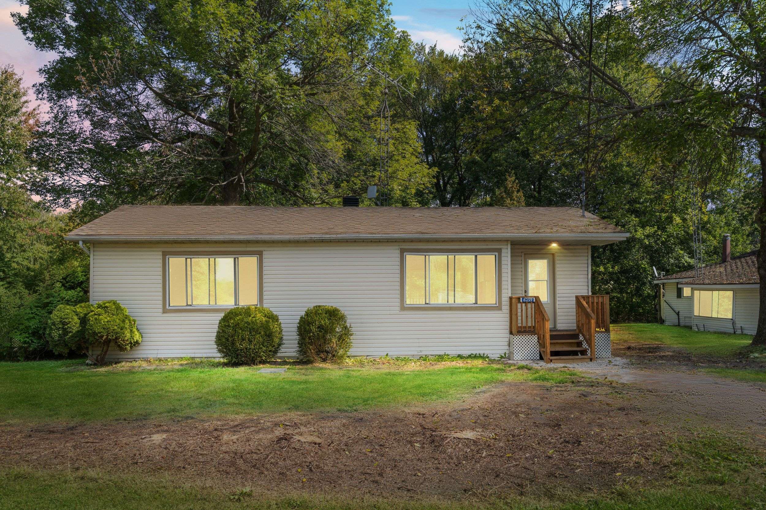 South Glengarry, ON K0C 1N0,6261 - 911 - 6259 67th AVE