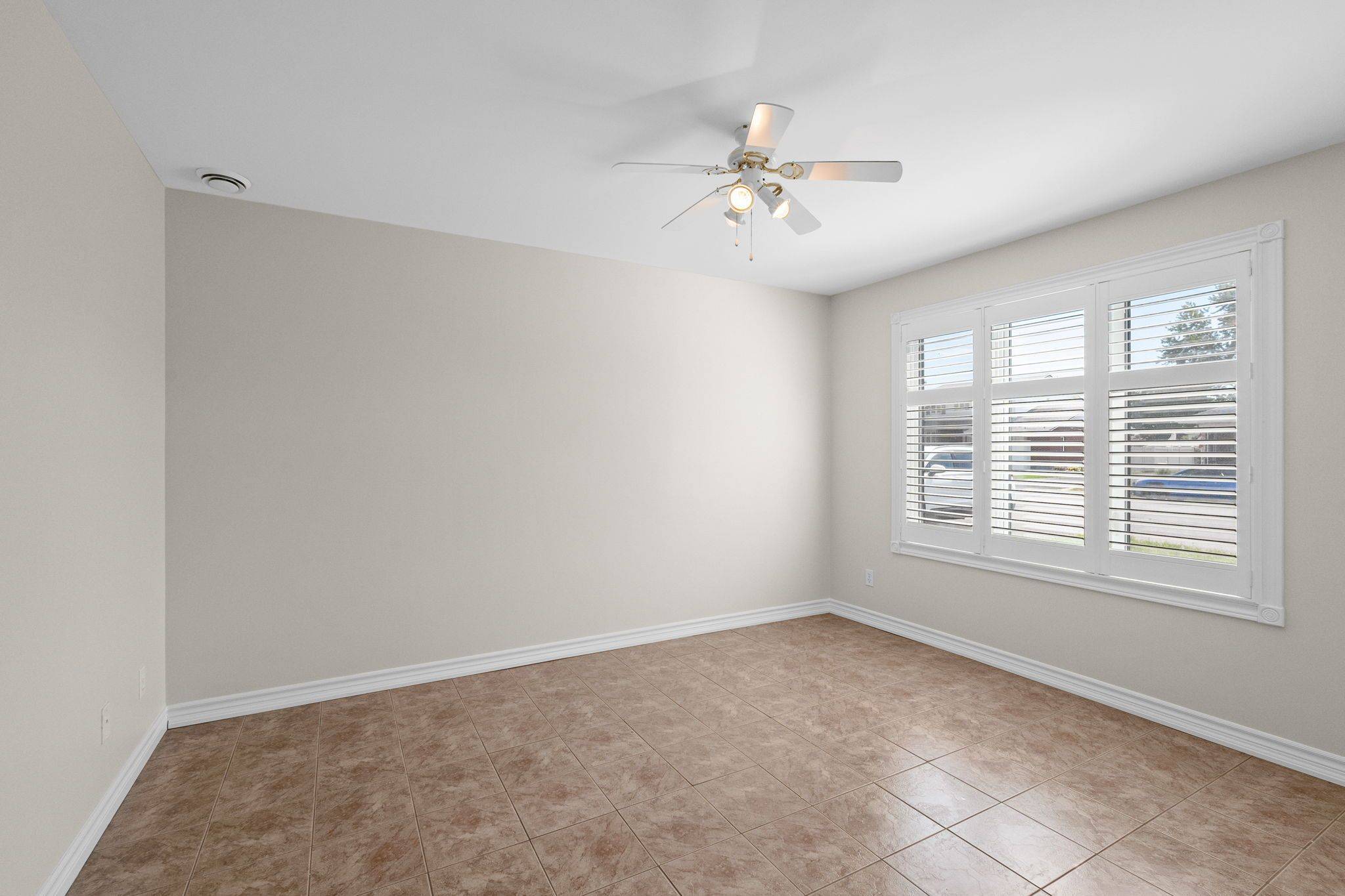 South Dundas, ON K0C 1X0,50 Fifth ST E #D