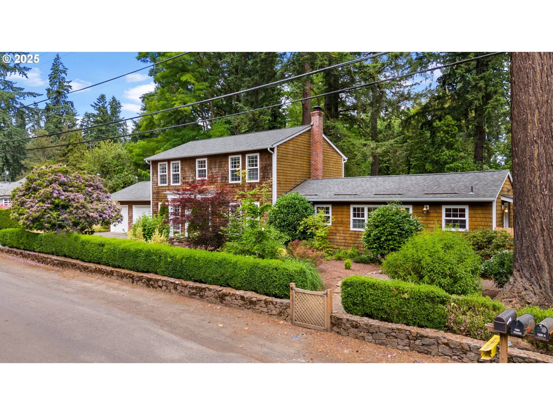 Lake Oswego, OR 97035,5239 MADRONA ST