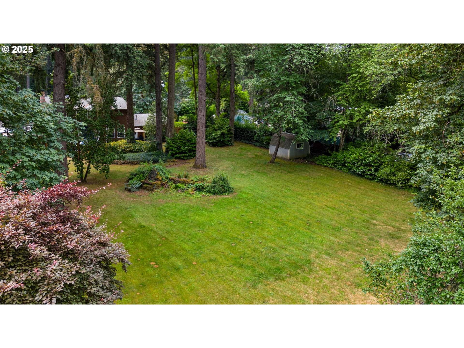Lake Oswego, OR 97035,5239 MADRONA ST