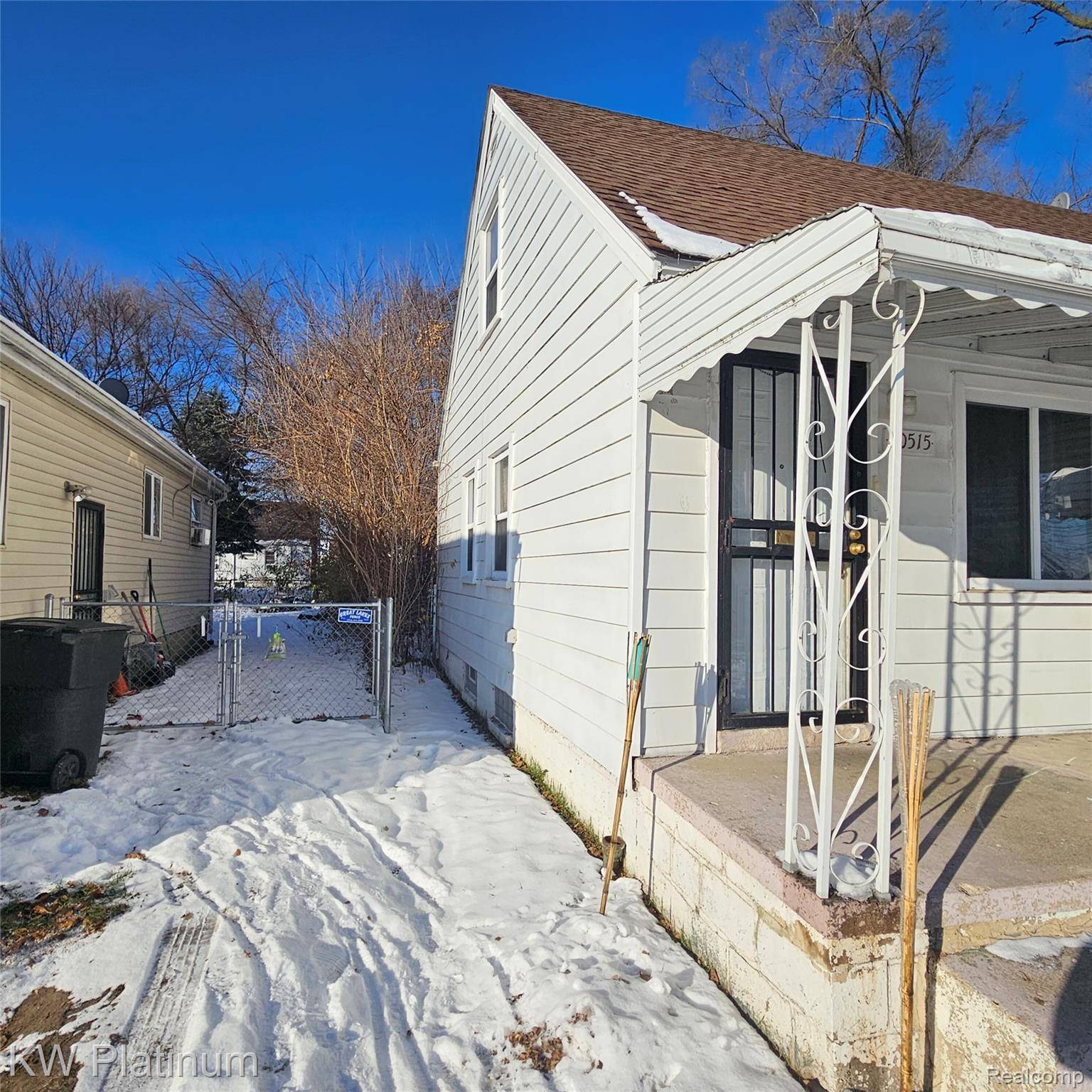 Detroit, MI 48221,20515 Mendota ST