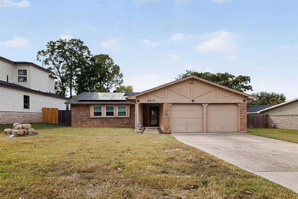 Arlington, TX 76016,2412 Jewell Drive