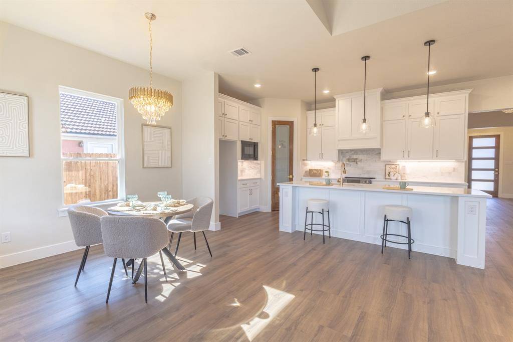 River Oaks, TX 76114,1444 Long Avenue