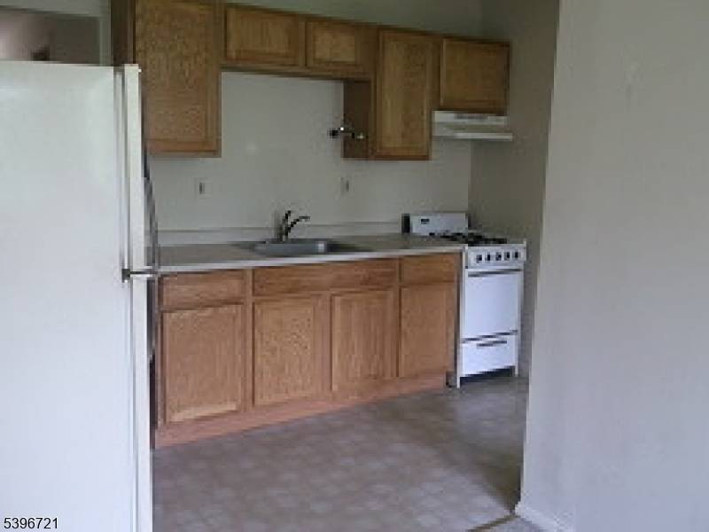 Montville Twp., NJ 07058,292 Changebridge Rd #10