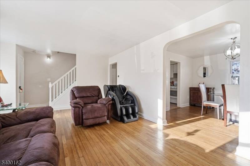 Nutley Twp., NJ 07110,26 Taft St